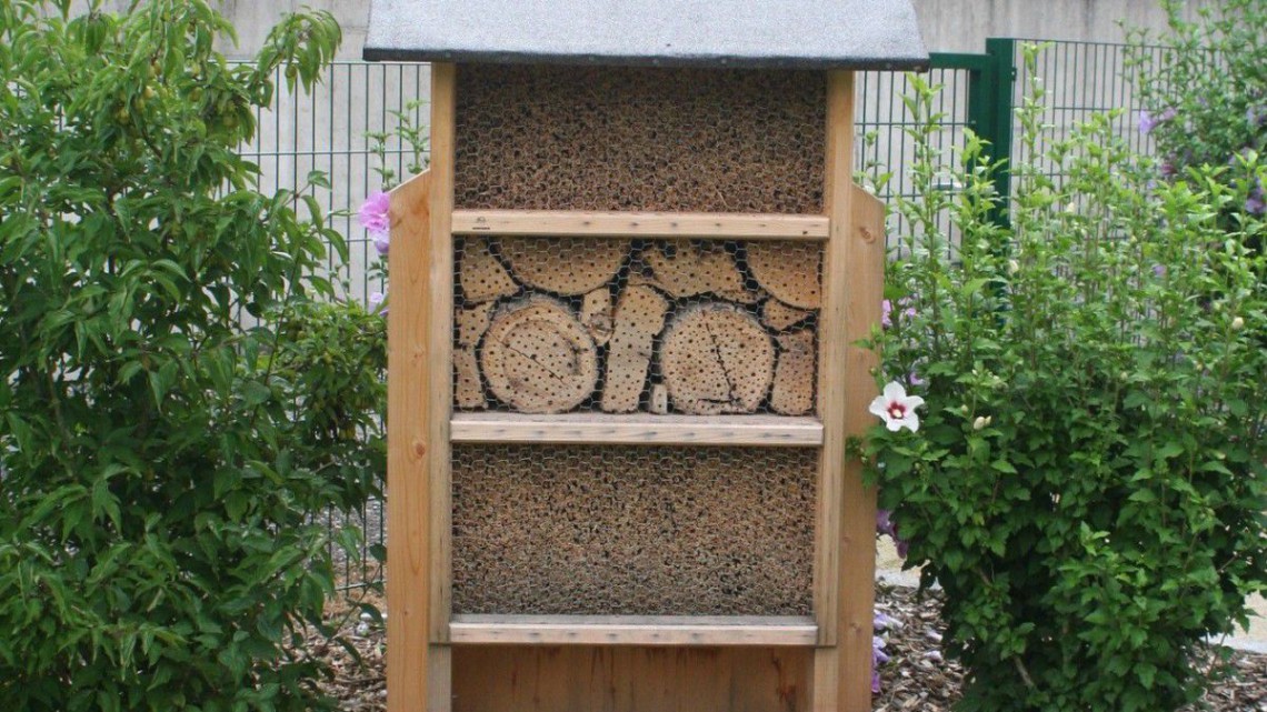 Bienenhotel